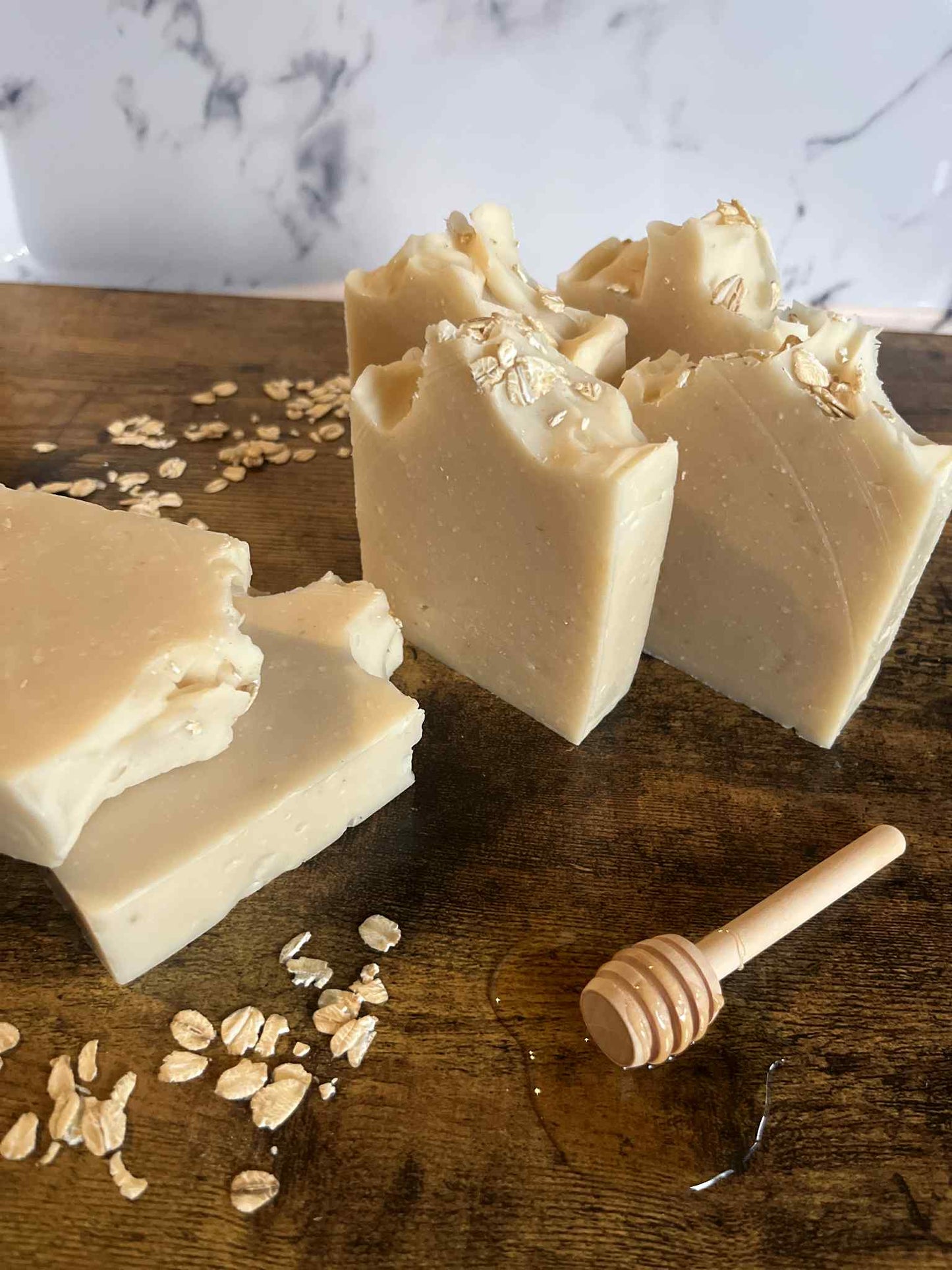 🍯 Honey & Oatmeal – Nourishing Soap Bar for Sensitive Skin