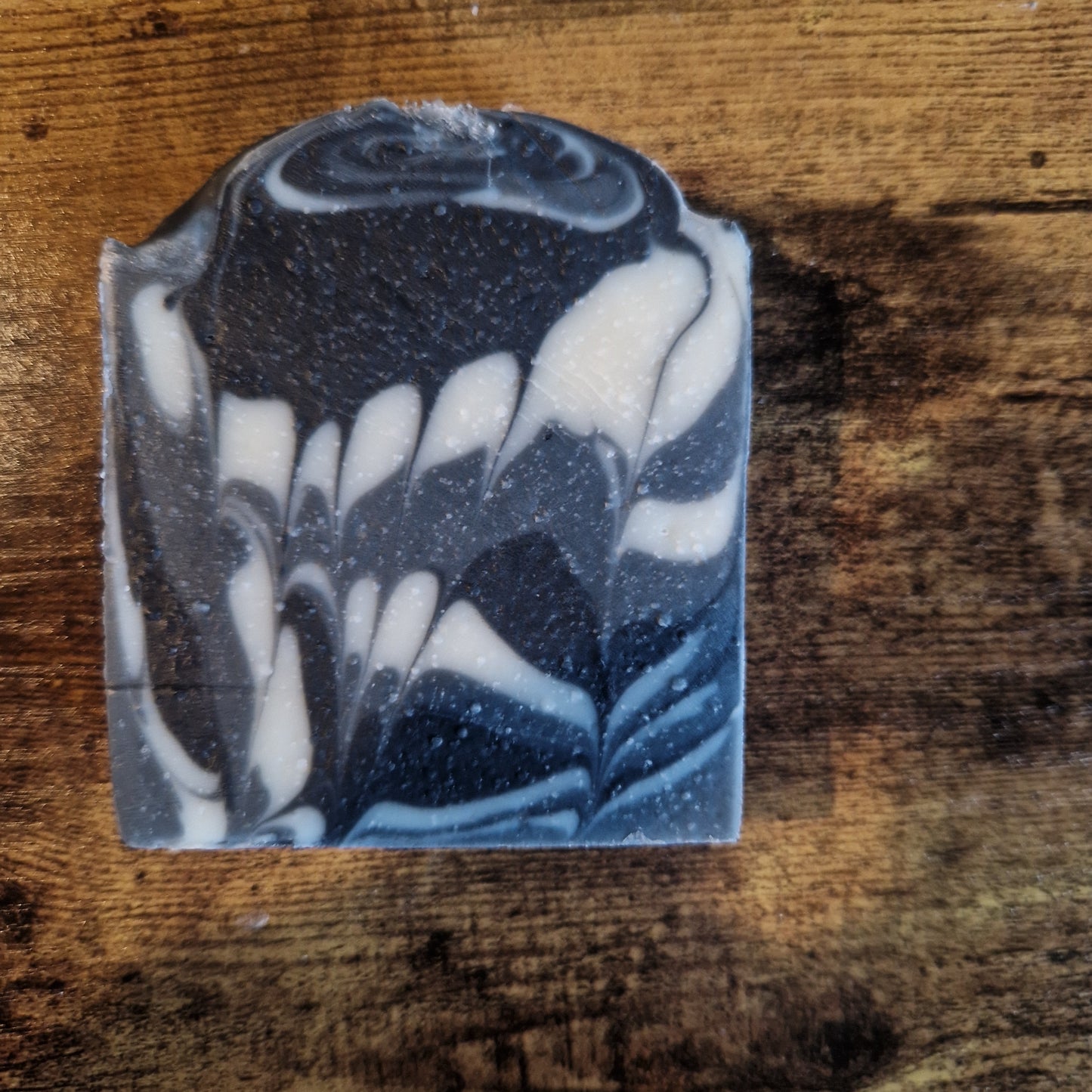 🧼 Clean Slate – Charcoal, Tea Tree & Lavender Detox Bar